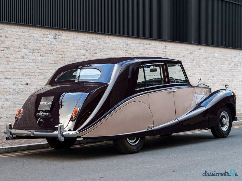 1953' Rolls-Royce Silver Wraith photo #3