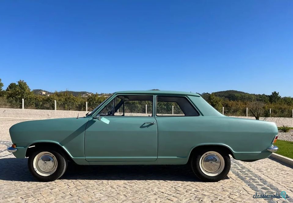 1972' Opel Kadett photo #1