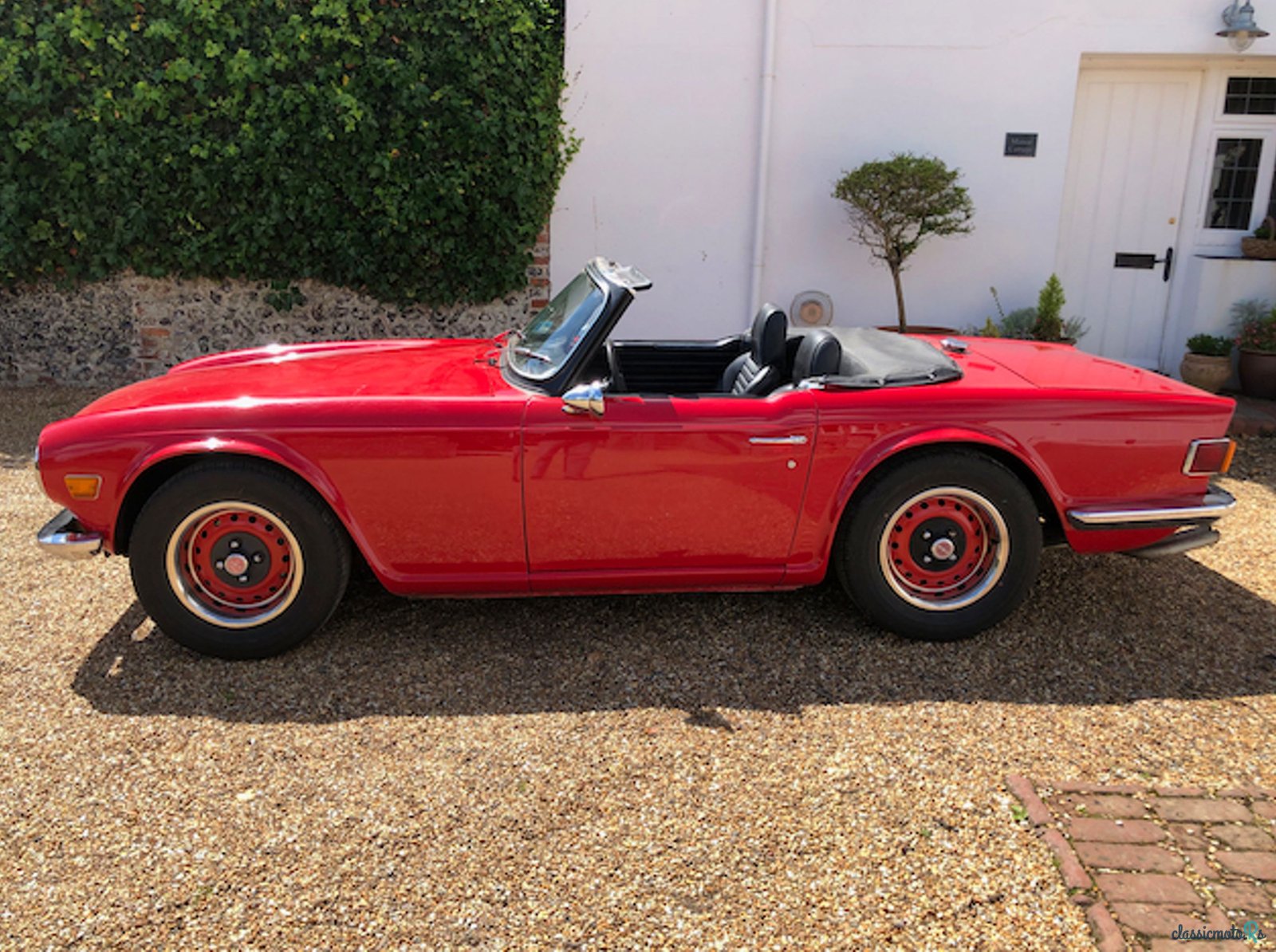 1969' Triumph TR6 photo #4