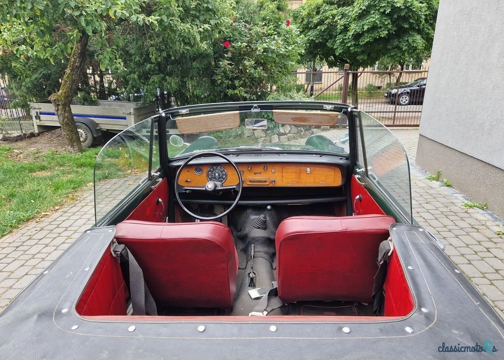 1965' Triumph Herald photo #5
