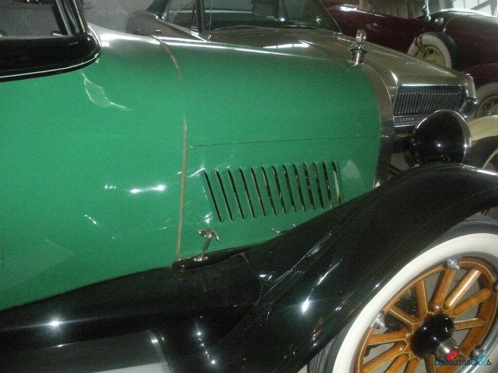 1920' Oldsmobile Model 37 photo #6