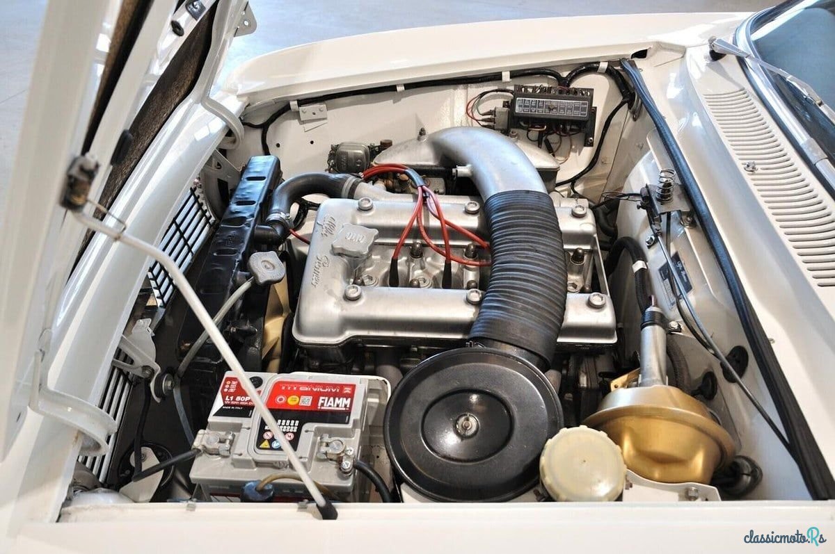1964' Alfa Romeo GT photo #2