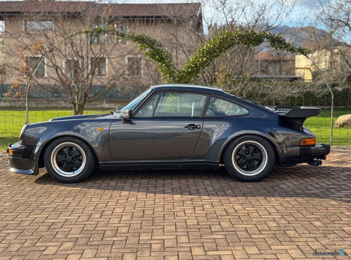 1980' Porsche 930911 photo #6