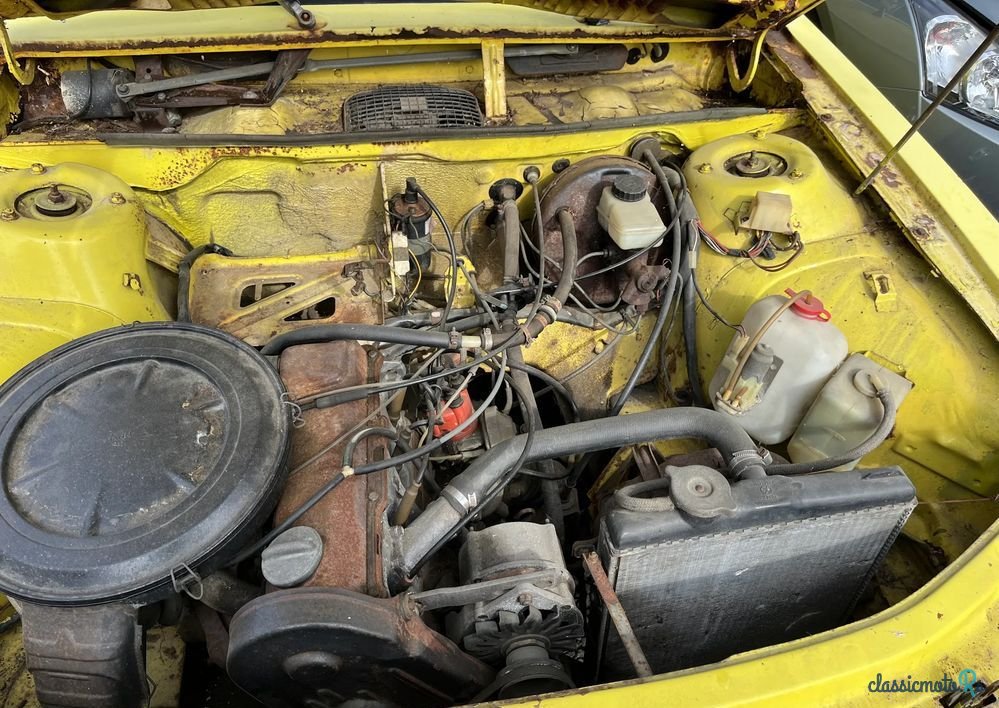 1975' Audi 100L photo #3