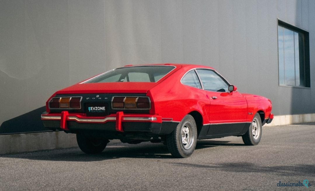 1974' Ford Mustang photo #2