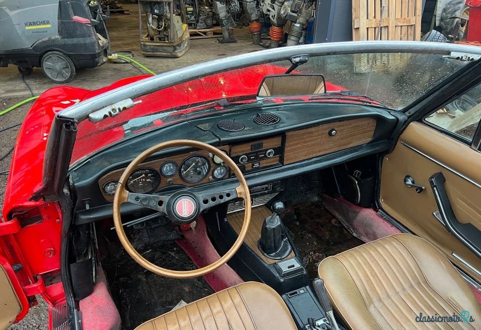 1977' Fiat 124 Spider photo #4