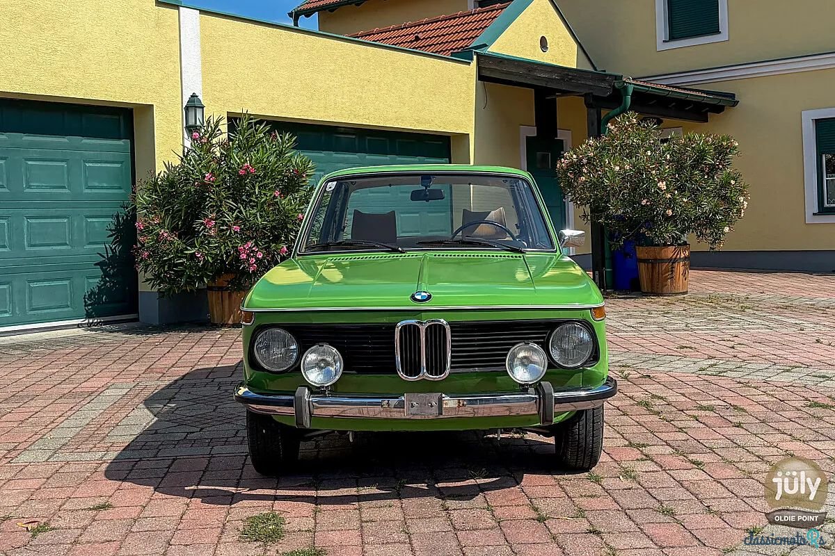 1977' BMW 1502 photo #2