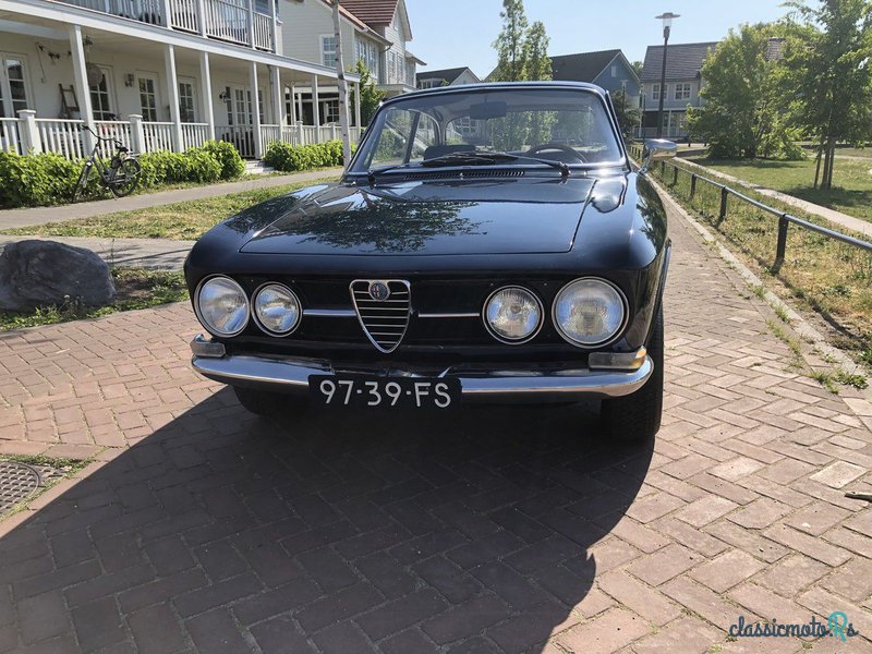 1968' Alfa Romeo 1750 photo #2