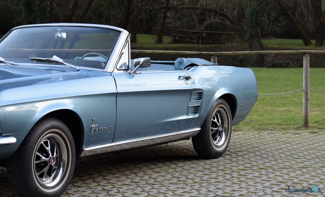 1967' Ford Mustang photo #2