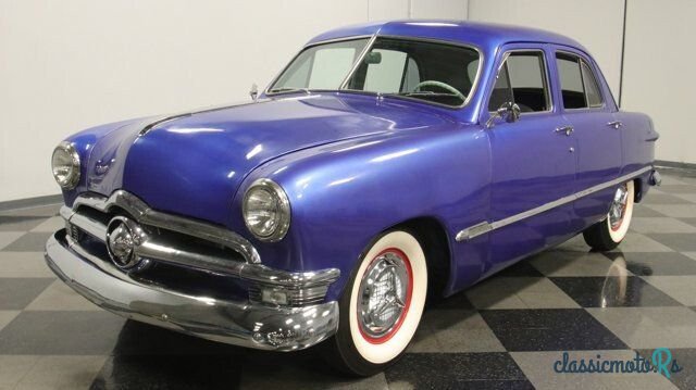 1950' Ford Custom Deluxe photo #4