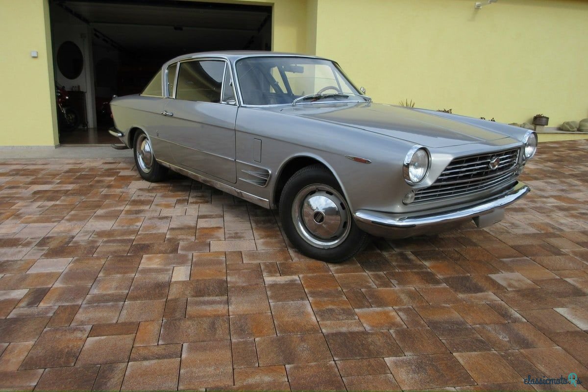 1967' Fiat 2300 S photo #3