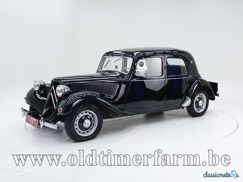 1947' Citroen Traction Avant photo #1