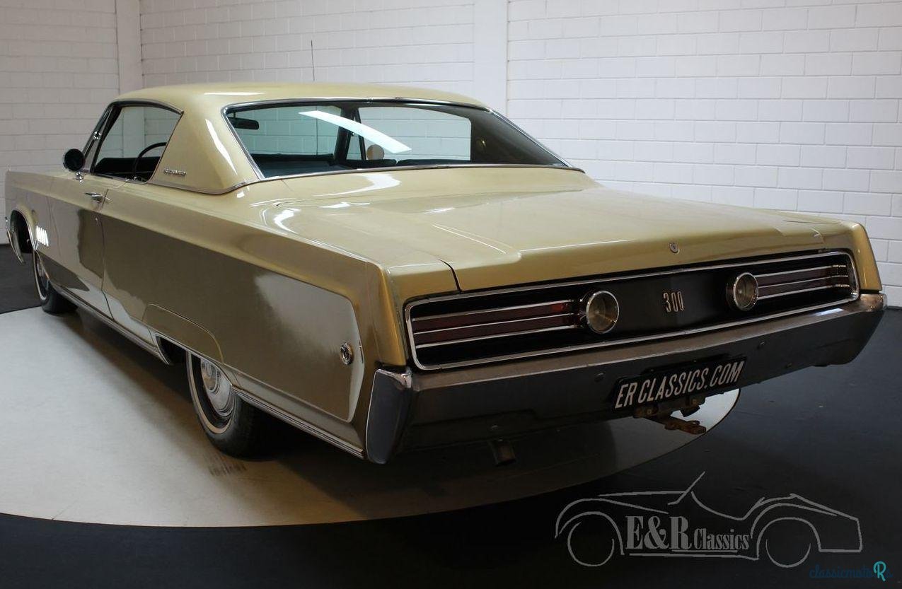 1968' Chrysler 300 photo #1