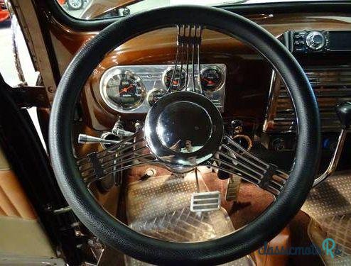 1949' Ford F-100 photo #1