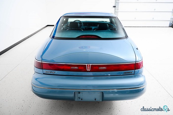 1992' Lincoln Mark VIII photo #2