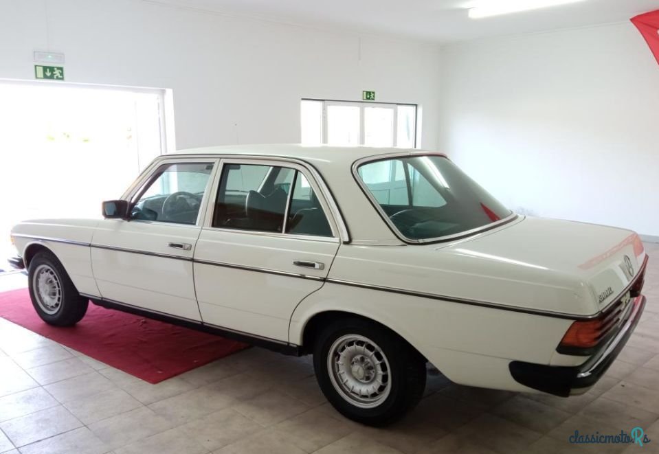 1979' Mercedes-Benz 300 photo #6