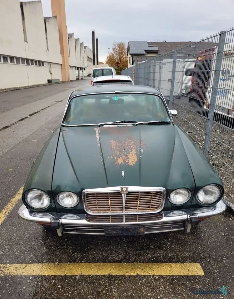 1977' Jaguar XJ photo #5