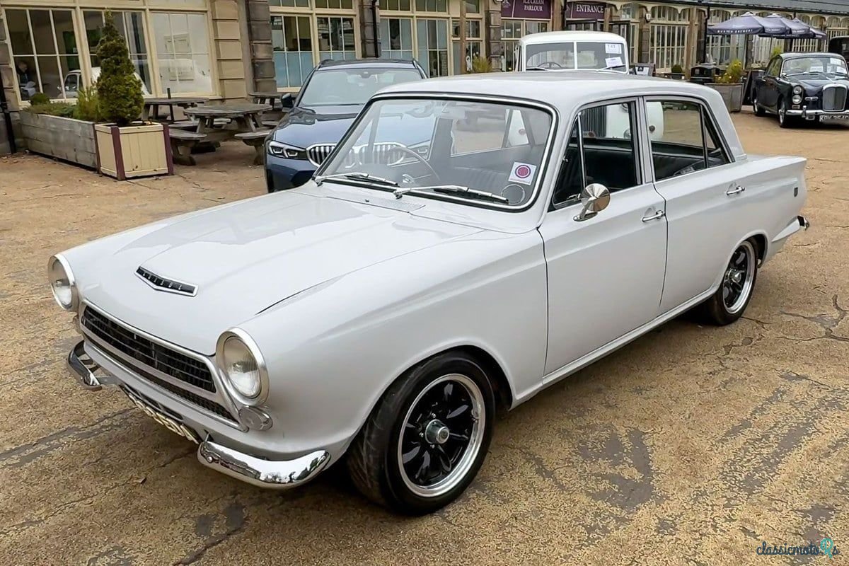 1963' Ford Cortina photo #3