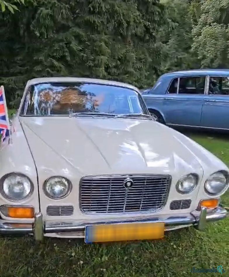1969' Jaguar XJ photo #1