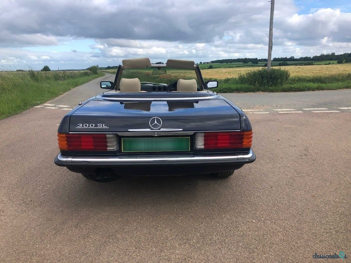 1987' Mercedes-Benz 300 photo #3