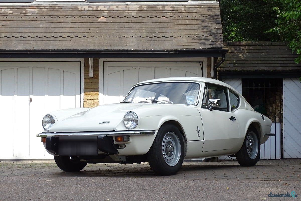 1972' Triumph GT6 photo #1