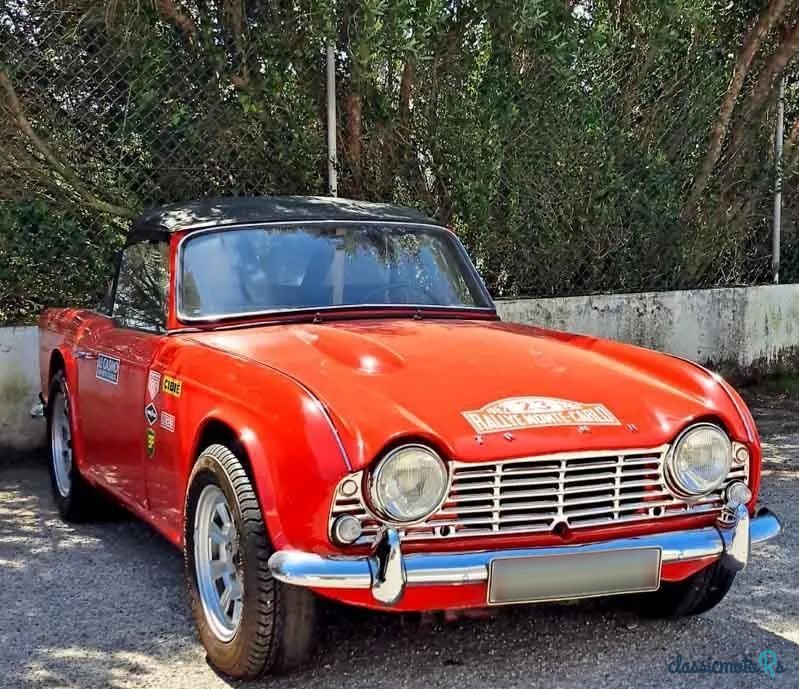 1962' Triumph TR4 photo #5
