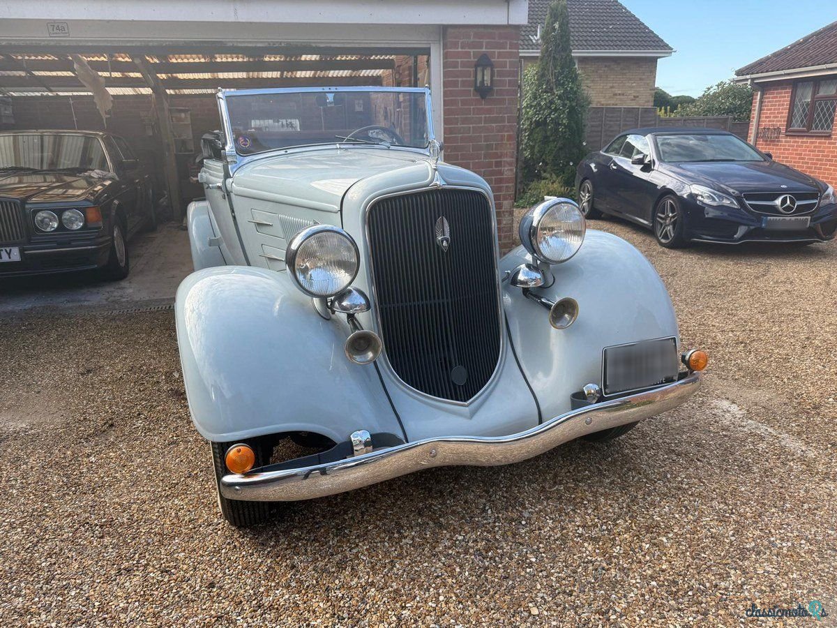 1938' Chrysler New Yorker photo #2