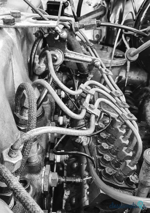 1976' Mercedes-Benz 300 photo #4