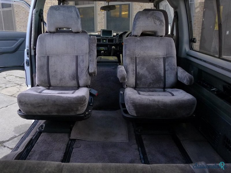 1988' Mitsubishi Delica photo #5