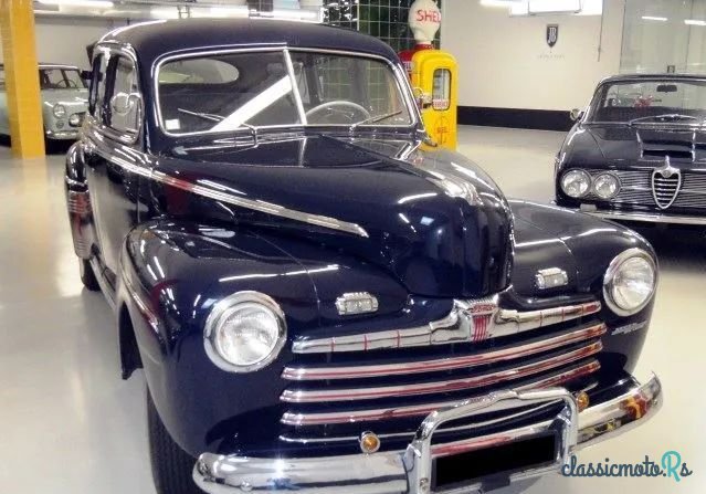 1947' Ford V8 Berline photo #2