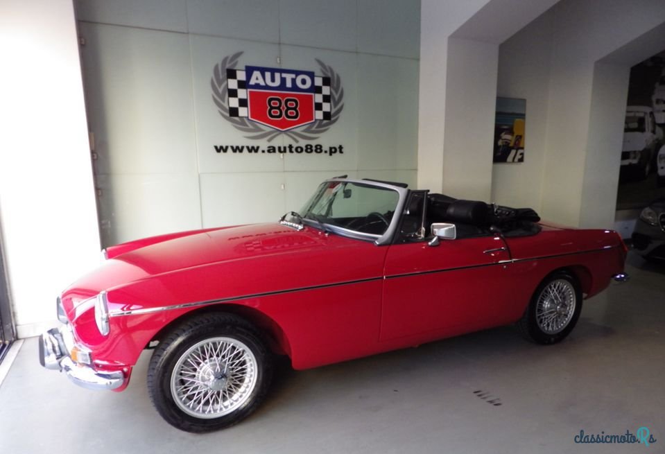 1974' MG MGB photo #5