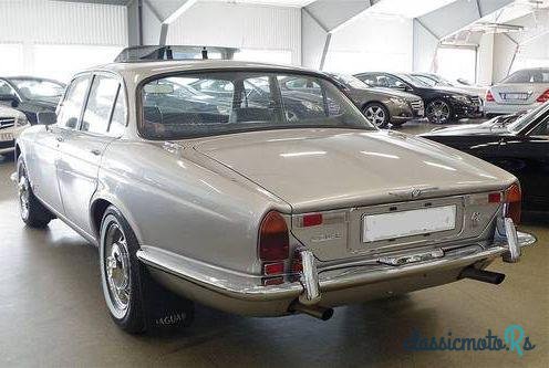 1973' Jaguar XJ6 4,2 Liter Series 1 photo #5