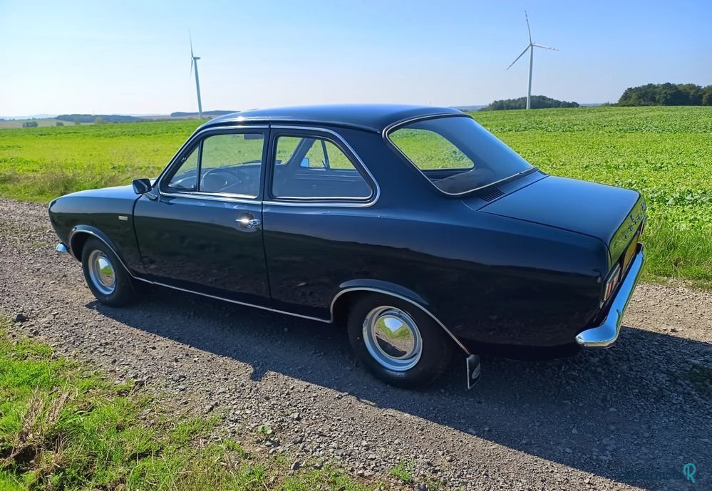 1969' Ford Escort photo #4