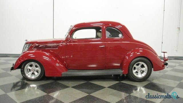 1937' Ford photo #1