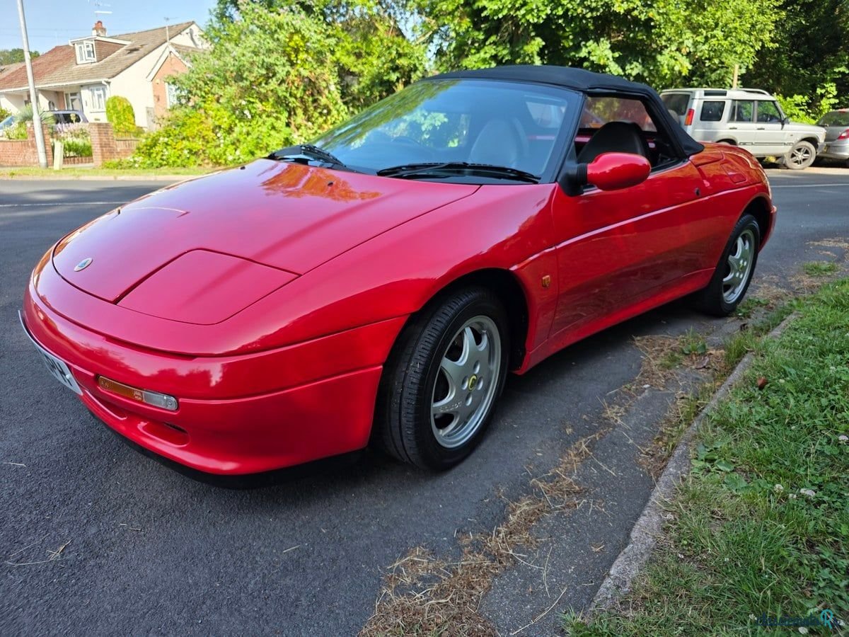 1990' Lotus Elan photo #1