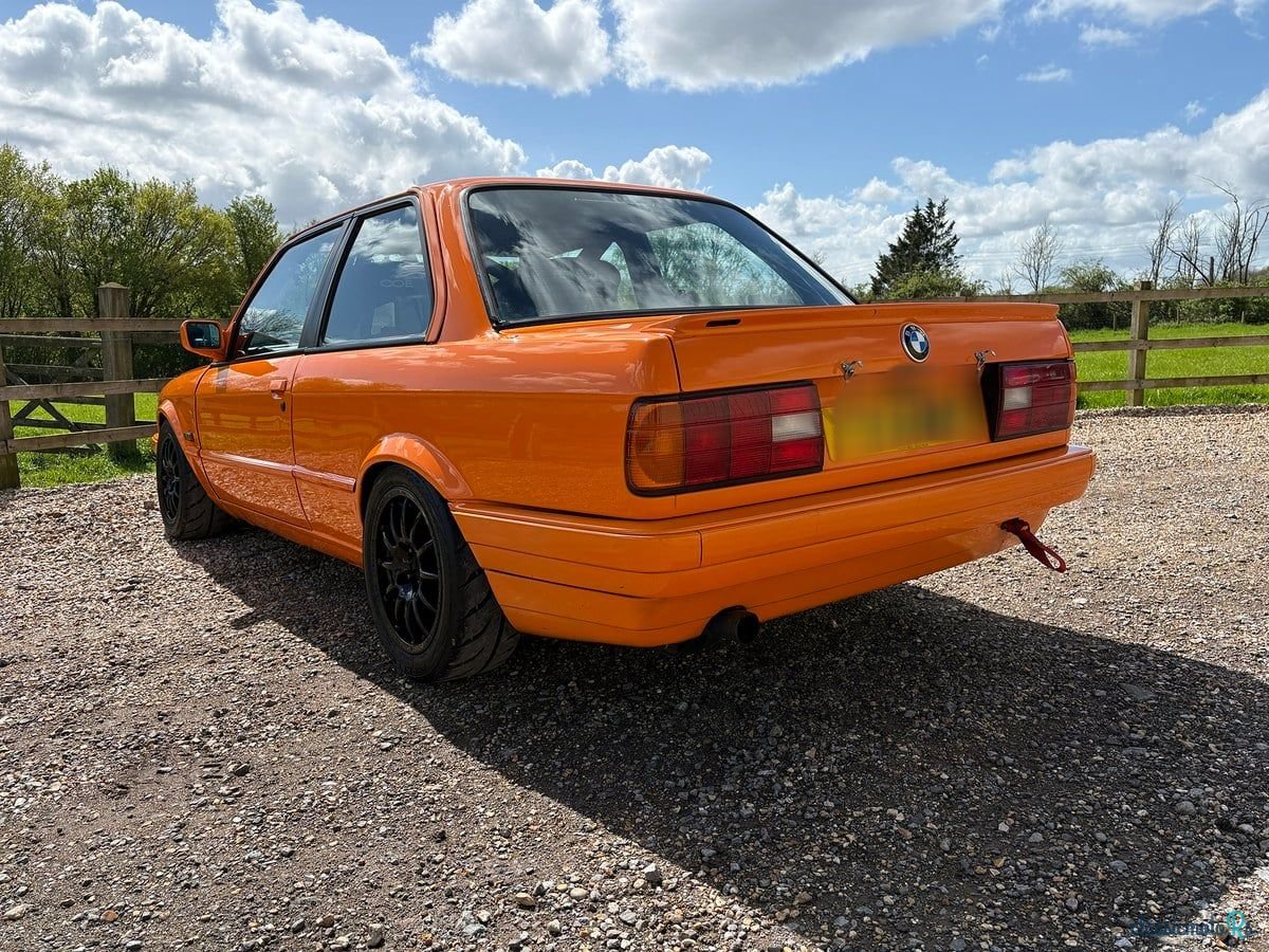 1989' BMW 3 Series photo #6