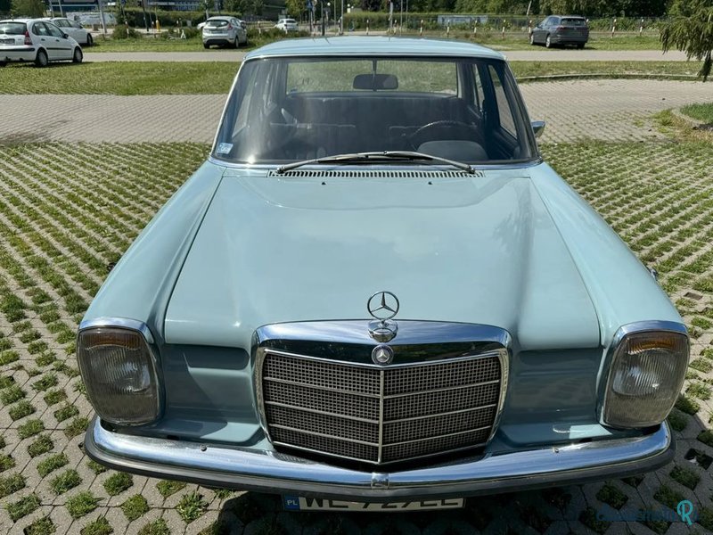 1969' Mercedes-Benz 220D photo #3