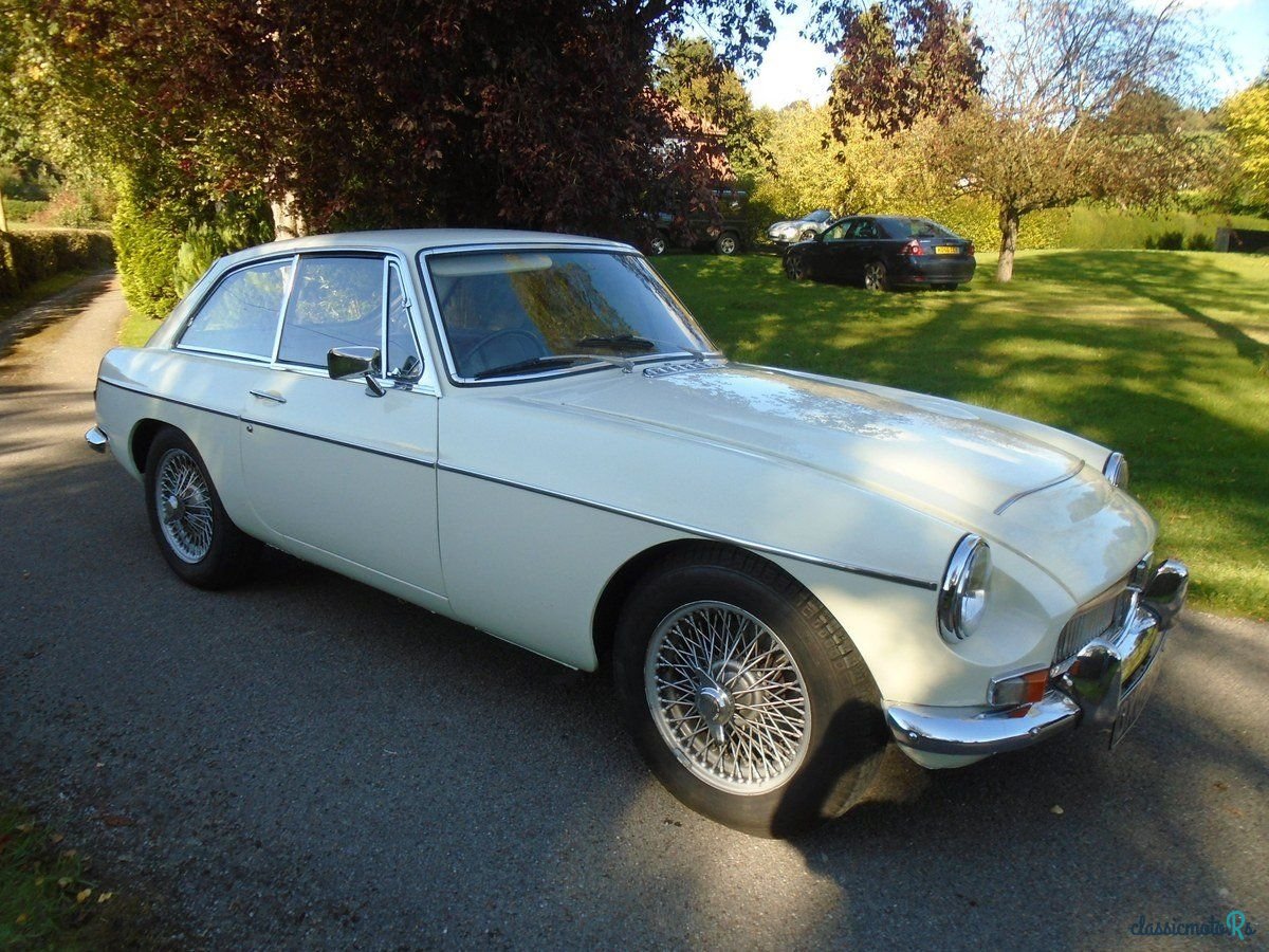 1968' MG MGC photo #1