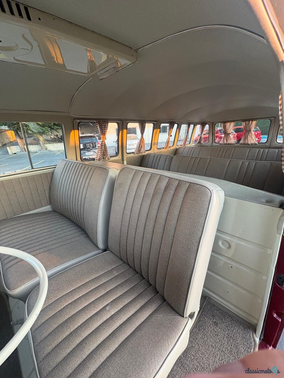 1975' Volkswagen Coccinelle T1 split window bus Brazilian photo #7