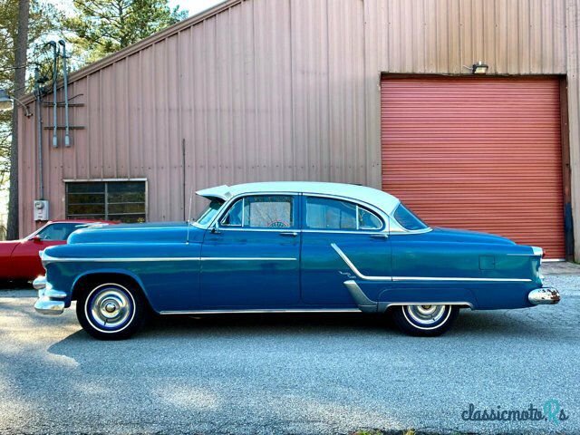 1952' Oldsmobile Ninety-Eight photo #4