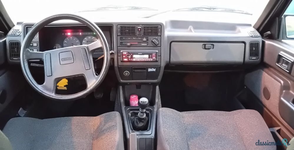 1986' Volvo 340 Gl photo #6