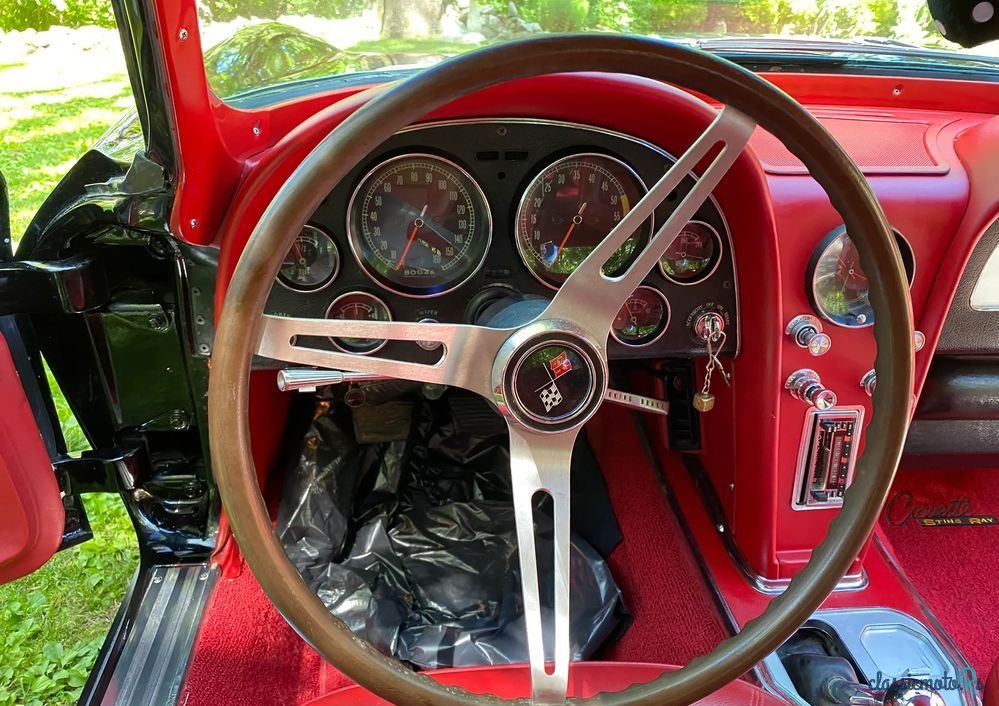 1965' Chevrolet Corvette photo #6