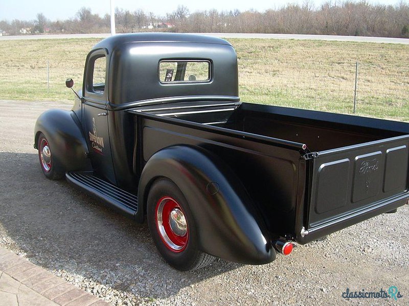 1940' Ford Pickup photo #4