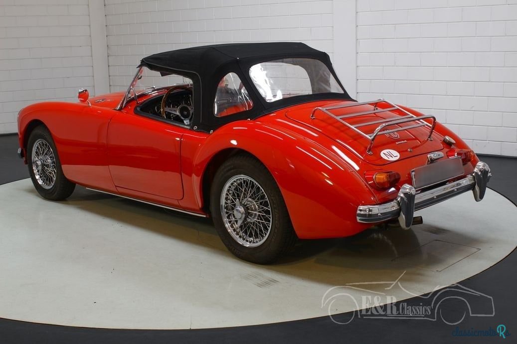 1962' MG MGA photo #5