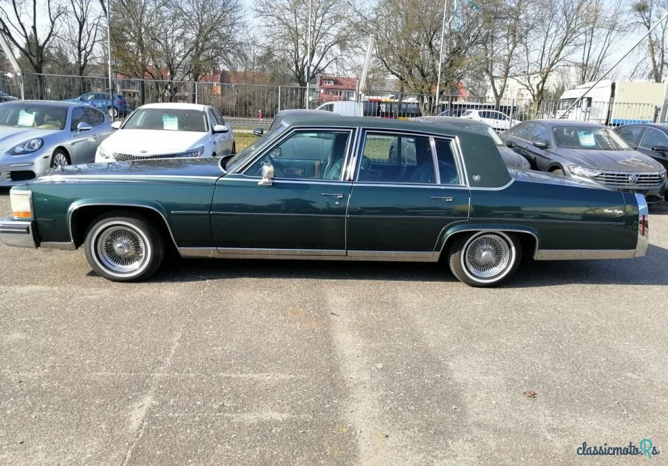 1980' Cadillac Fleetwood photo #6