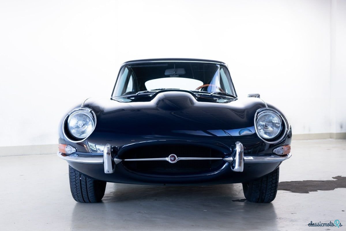 1967' Jaguar E-Type photo #2