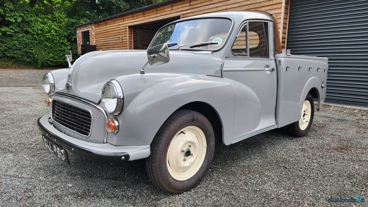 1969' Morris Minor photo #4