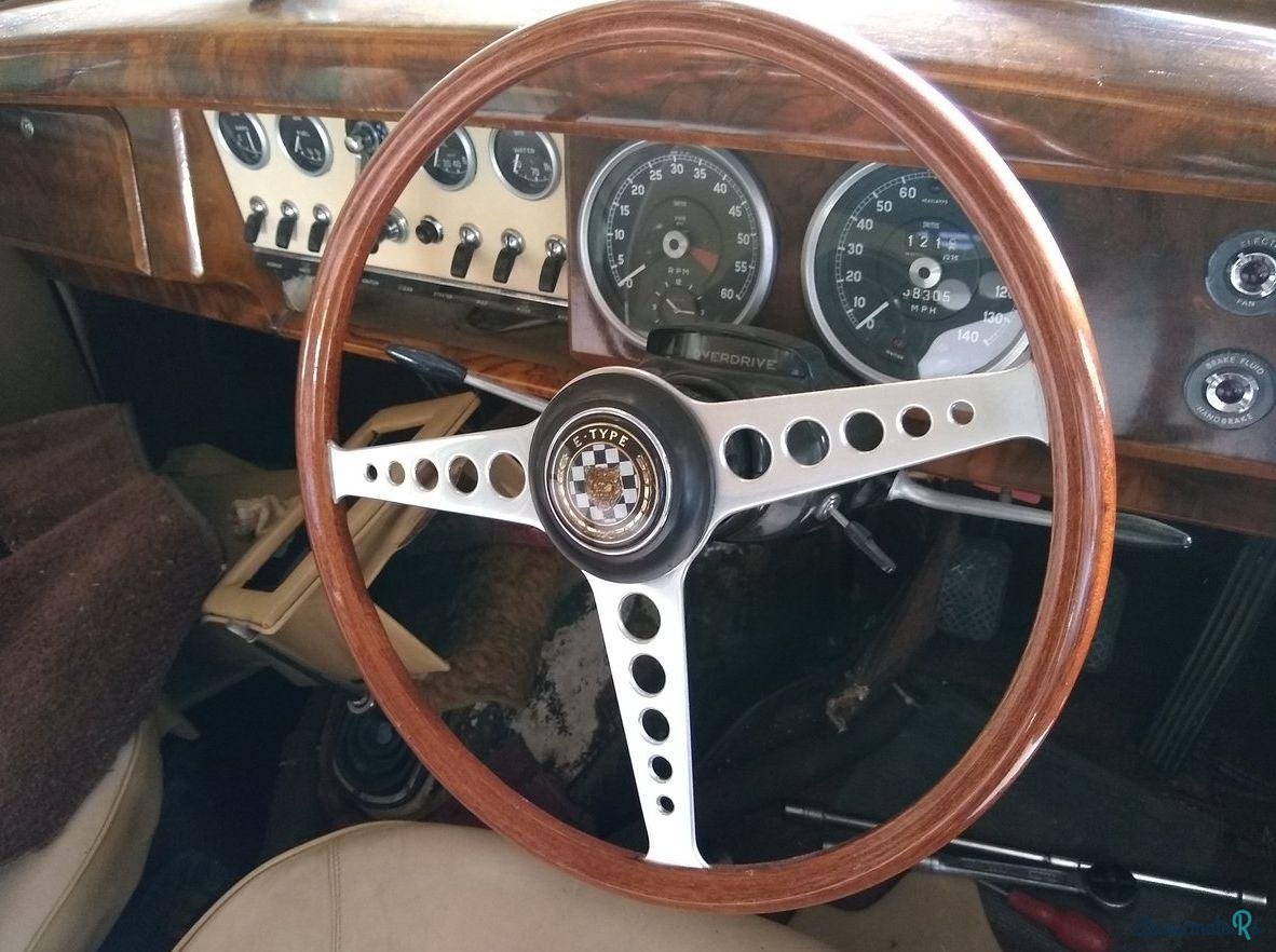 1966' Jaguar Mk2 Mark 2 3.8 photo #3