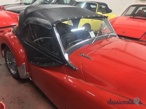 1957' Triumph TR3 photo #5