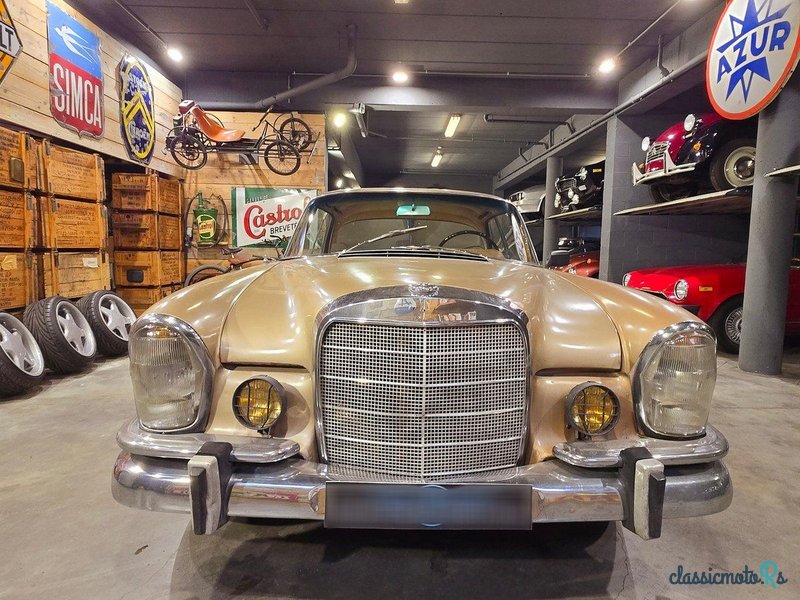 1964' Mercedes-Benz 220 photo #2